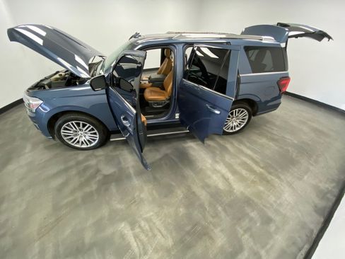 Used 2022 Ford Expedition Platinum image 51