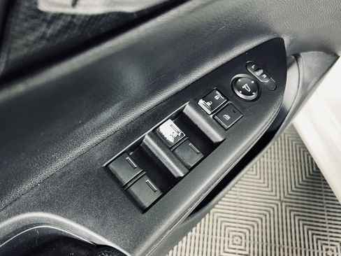 Used 2015 Honda Accord Sport image 16