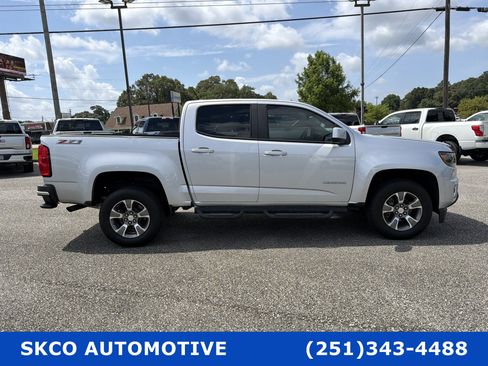 Used 2020 Chevrolet Colorado Z71 RWD image 6
