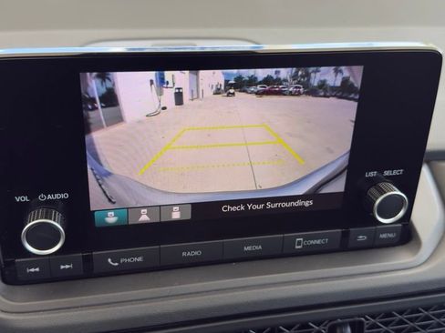 Used 2025 Honda Accord LX image 27