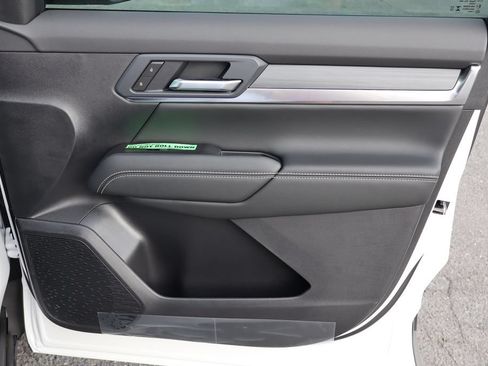 New 2026 GMC Terrain Elevation w/ Elevation Premium Package FWD image 23