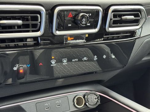 New 2026 Nissan Sentra SV w/ SV Convenience Package image 28