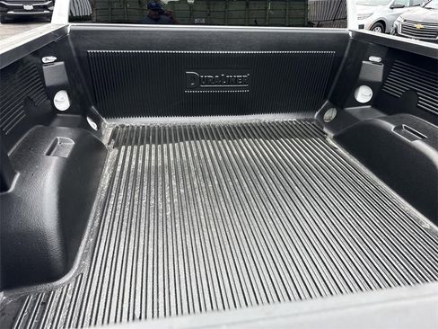 Used 2025 Chevrolet Silverado 1500 LT image 23