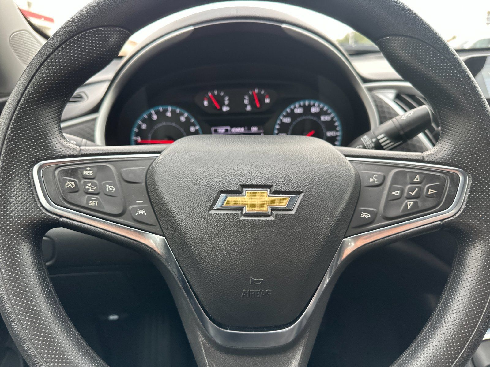 Used 2025 Chevrolet Malibu LT FWD image 25