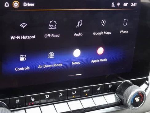 Used 2026 Chevrolet Colorado ZR2 w/ Technology Package image 26