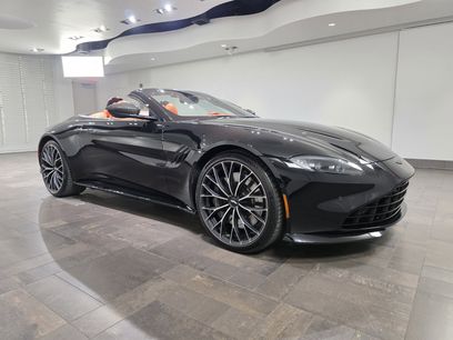Used 2022 Aston Martin V8 Vantage Roadster
