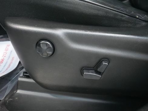 Used 2018 Jeep Grand Cherokee High Altitude image 17