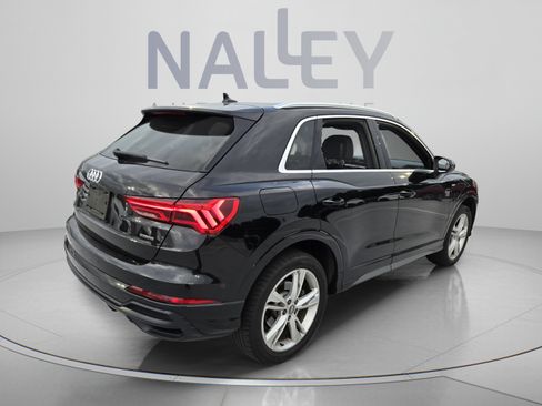 Used 2020 Audi Q3 2.0T Premium w/ Convenience Package AWD/4WD image 5