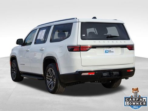 Used 2024 Jeep Wagoneer Series II image 6