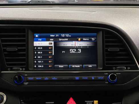 Used 2017 Hyundai Elantra Sport w/ Sport Premium Package 06 image 18