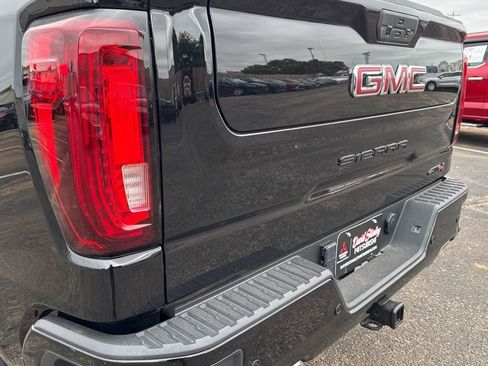 Used 2024 GMC Sierra 1500 AT4 w/ Technology Package AWD/4WD image 51