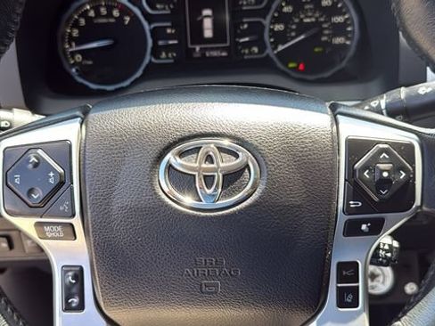 Used 2021 Toyota Tundra Platinum AWD/4WD image 11