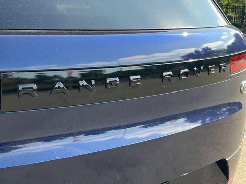 Used 2023 Land Rover Range Rover Sport SE Dynamic image 52