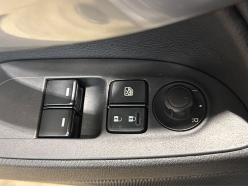 Used 2017 FIAT 124 Spider Classica RWD image 16