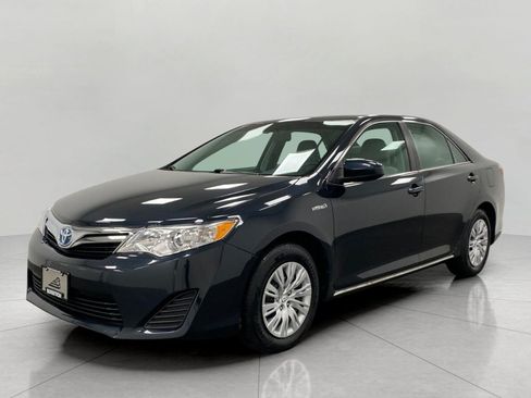 Used 2013 Toyota Camry LE FWD image 9