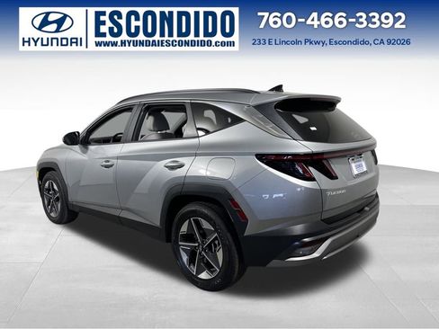 New 2026 Hyundai Tucson SEL image 3
