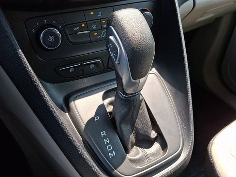 Certified 2023 Ford Transit Connect XLT FWD image 22