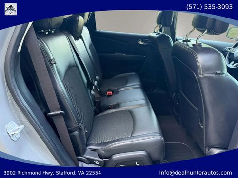 Used 2019 Dodge Journey Crossroad AWD/4WD image 14