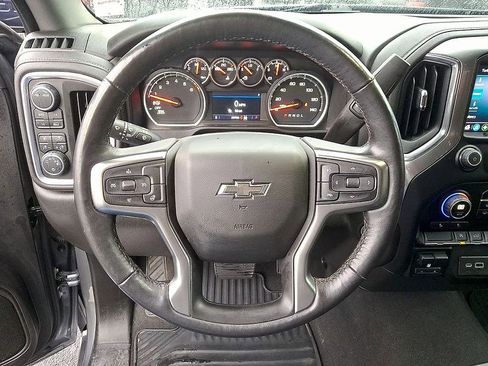 Used 2021 Chevrolet Silverado 1500 RST image 19