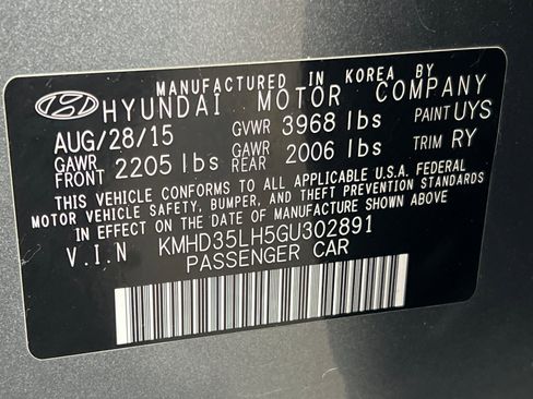 Used 2016 Hyundai Elantra GT w/ Option Group 02 image 26