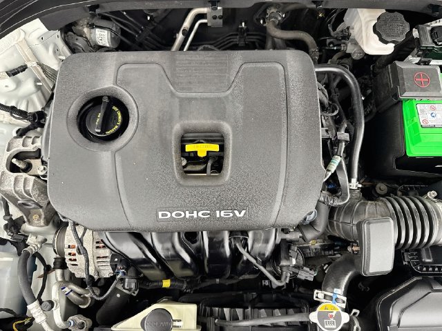 Used 2018 Hyundai Elantra SEL FWD image 34