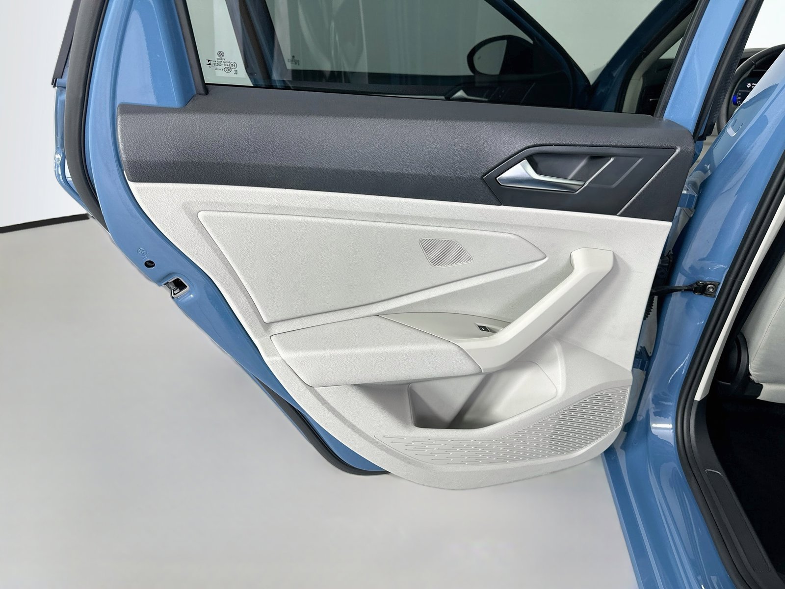 Used 2025 Volkswagen Jetta S FWD image 27
