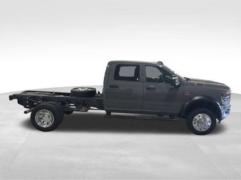 New 2026 RAM 5500 Tradesman AWD/4WD image 6