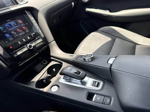 Used 2024 INFINITI QX50 Luxe w/ Accent Package AWD/4WD image 7