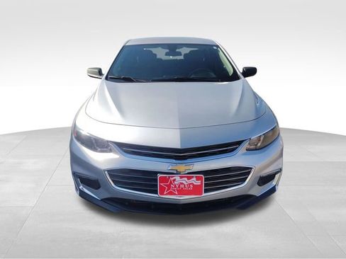 Used 2018 Chevrolet Malibu LS image 9