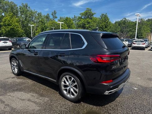 Used 2023 BMW X5 xDrive40i w/ Premium Package AWD/4WD image 3