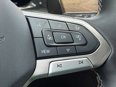 Used 2025 Volkswagen Atlas SE AWD/4WD image 20