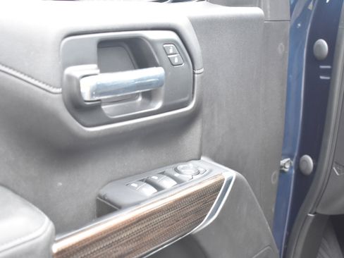 Used 2020 Chevrolet Silverado 1500 LT Trail Boss AWD/4WD image 23