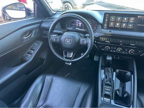 Used 2023 Honda Accord Sport image 12