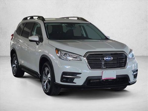 Used 2020 Subaru Ascent Premium w/ Convenience Package AWD/4WD image 3