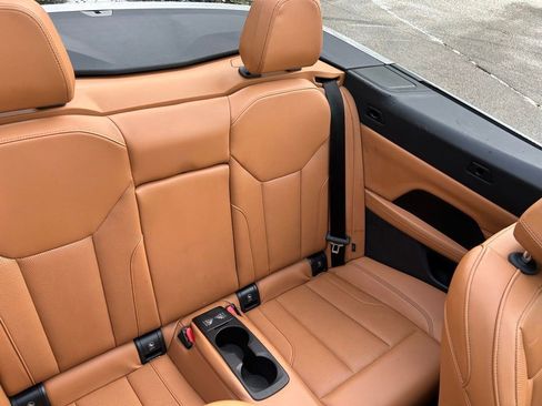 Used 2024 BMW 430i Convertible image 19