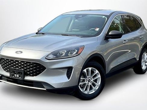 Used 2022 Ford Escape SE w/ Convenience Package AWD/4WD image 2