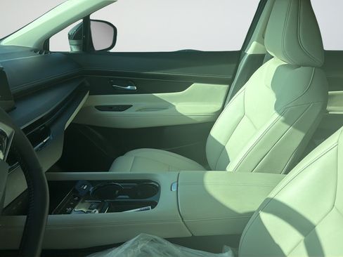 Used 2025 Nissan Murano SV FWD image 9