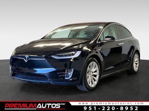 Used 2017 Tesla Model X 75D image 1