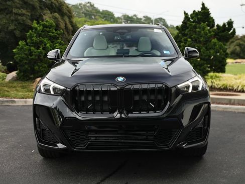 New 2026 BMW X1 xDrive28i w/ Technology Package AWD/4WD image 12