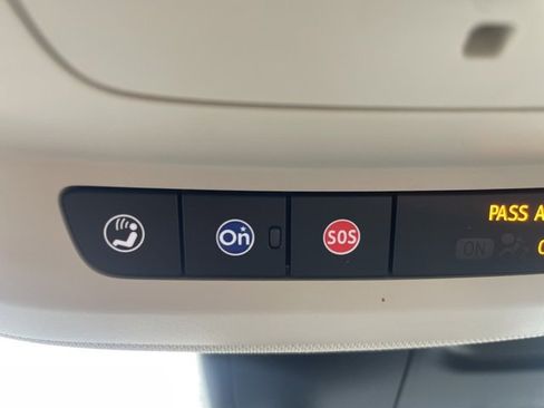 Used 2023 Buick Envision Essence w/ Sport Touring Package image 30