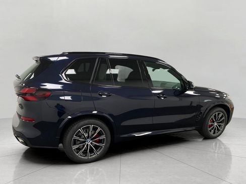 New 2026 BMW X5 xDrive40i w/ M Sport Package AWD/4WD image 2