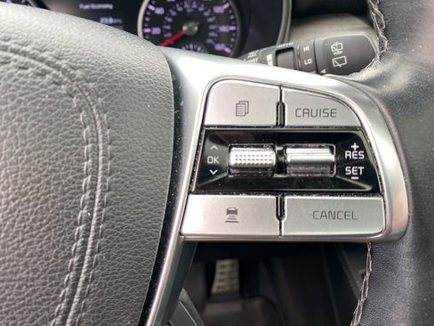 Used 2022 Kia Telluride SX w/ SX Prestige Package image 40