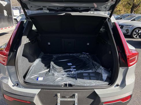 New 2026 Volvo XC40 B5 Plus w/ Protection Package Premier image 12