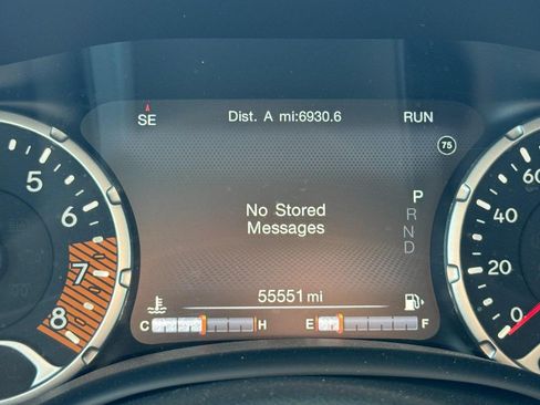 Used 2023 Jeep Renegade Latitude AWD/4WD image 20