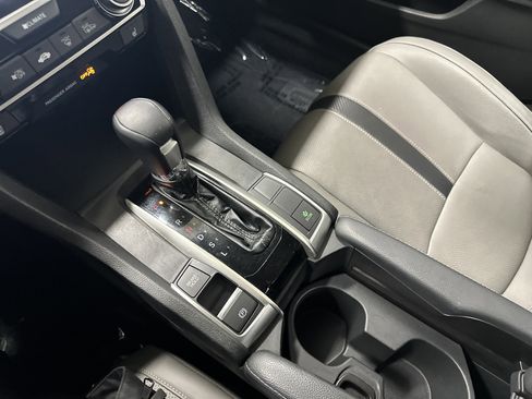 Used 2016 Honda Civic Touring image 26