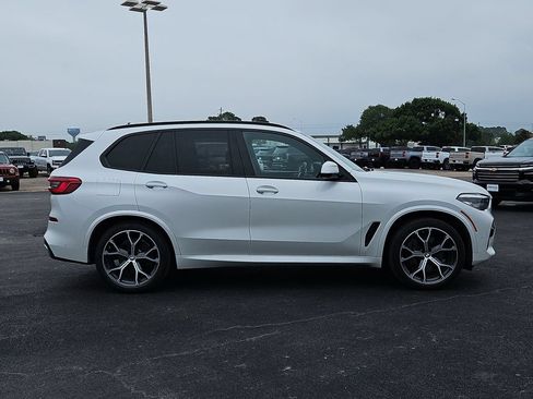 Used 2019 BMW X5 xDrive50i w/ M Sport Package AWD/4WD image 18