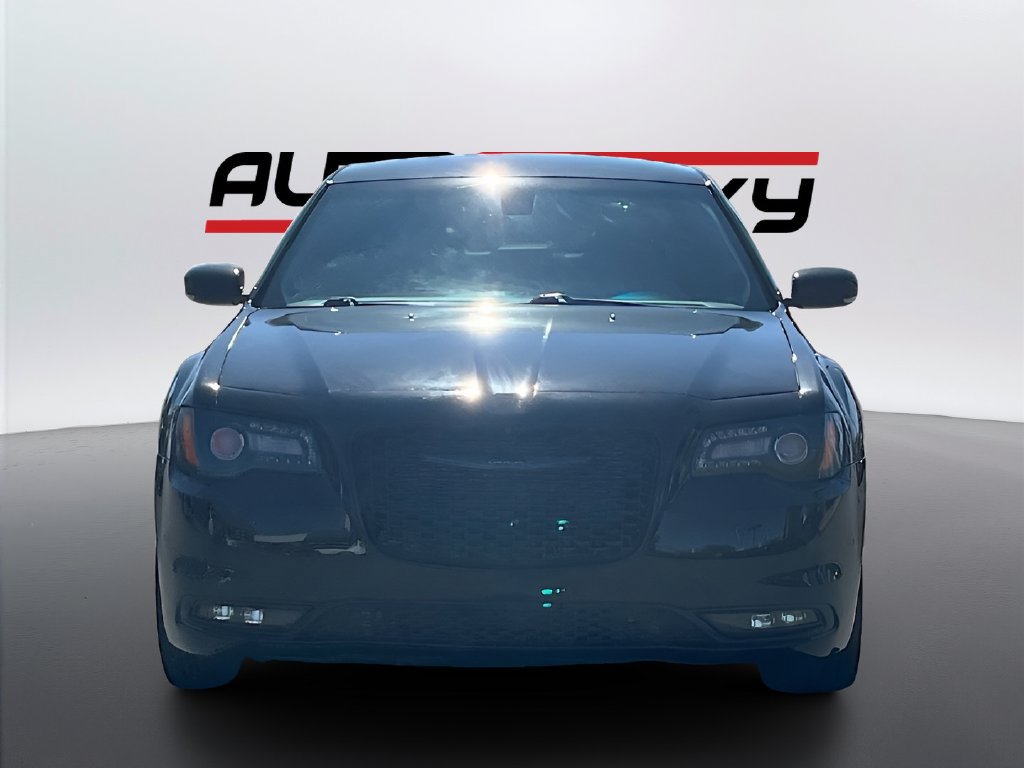 Used 2021 Chrysler 300 S RWD image 2