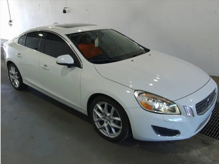 Used 2011 Volvo S60 T6 AWD/4WD image 1