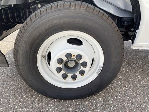 New 2026 Ford E-350 and Econoline 350 Super Duty w/ Power Equipment Group image 21