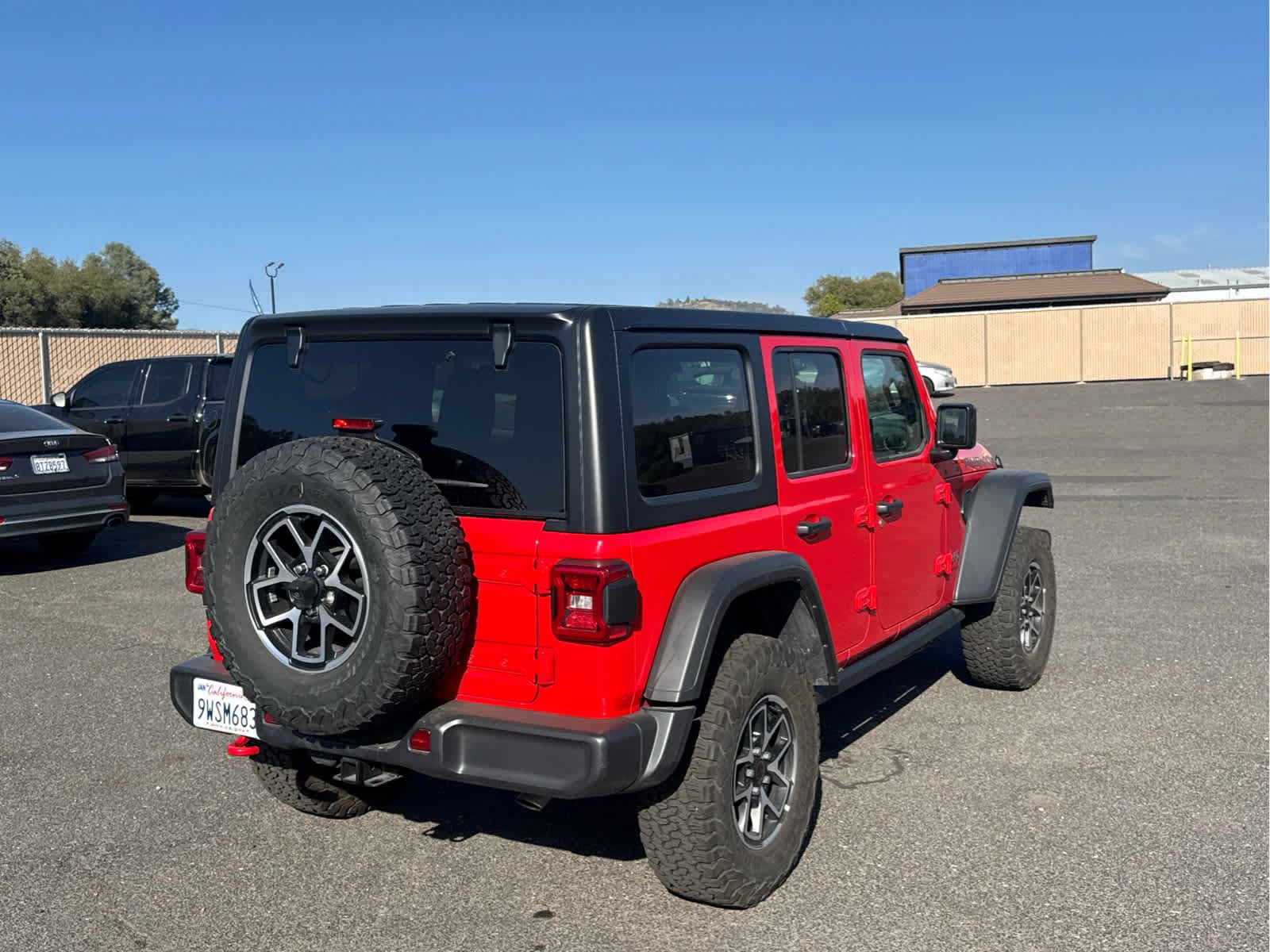 Used 2026 Jeep Wrangler Unlimited Rubicon AWD/4WD image 5
